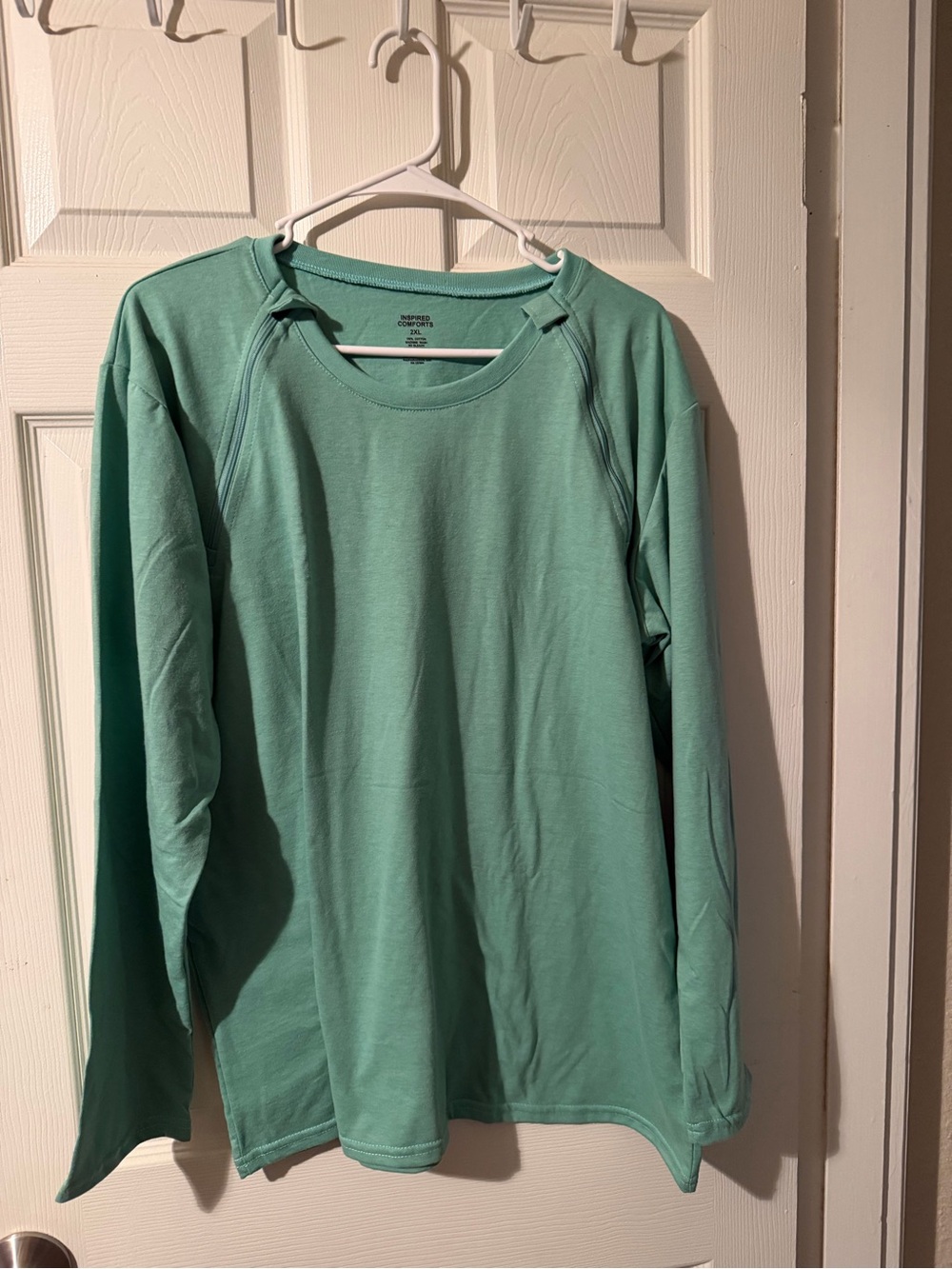 Casual Crewneck Sweatshirt in Seafoam Green - Unbranded
